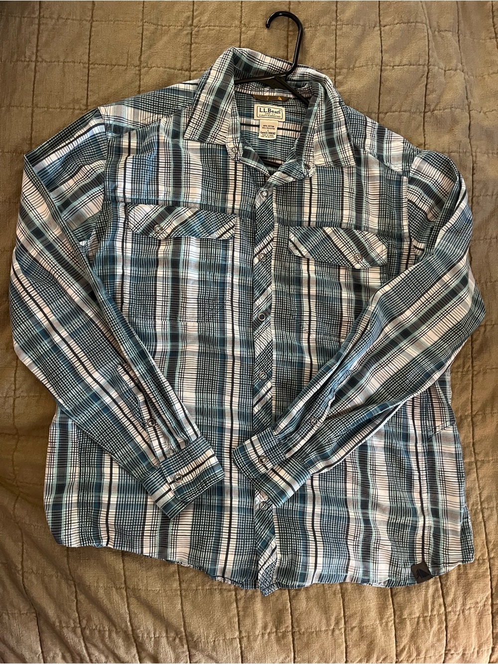 L.L. Bean Men’s Teal and White Plaid Long-Sleeve Button-Down Shirt